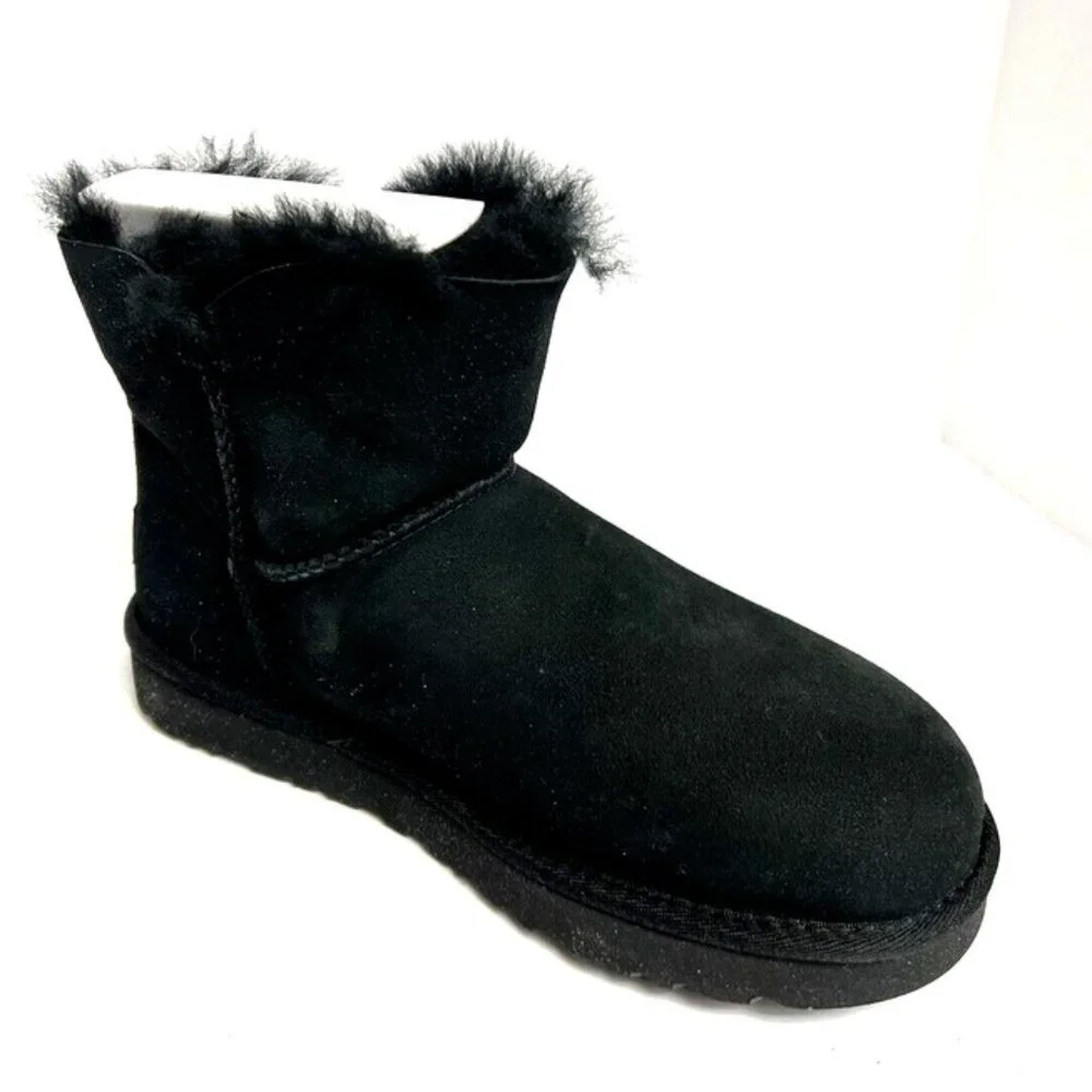 UGG Women's Mini Bailey Button II Winter Boots Black, Size 6M
